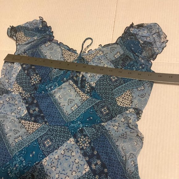 No Boundaries women's size XXL (19) mesh blue, black and white dress - Picture 3 of 6